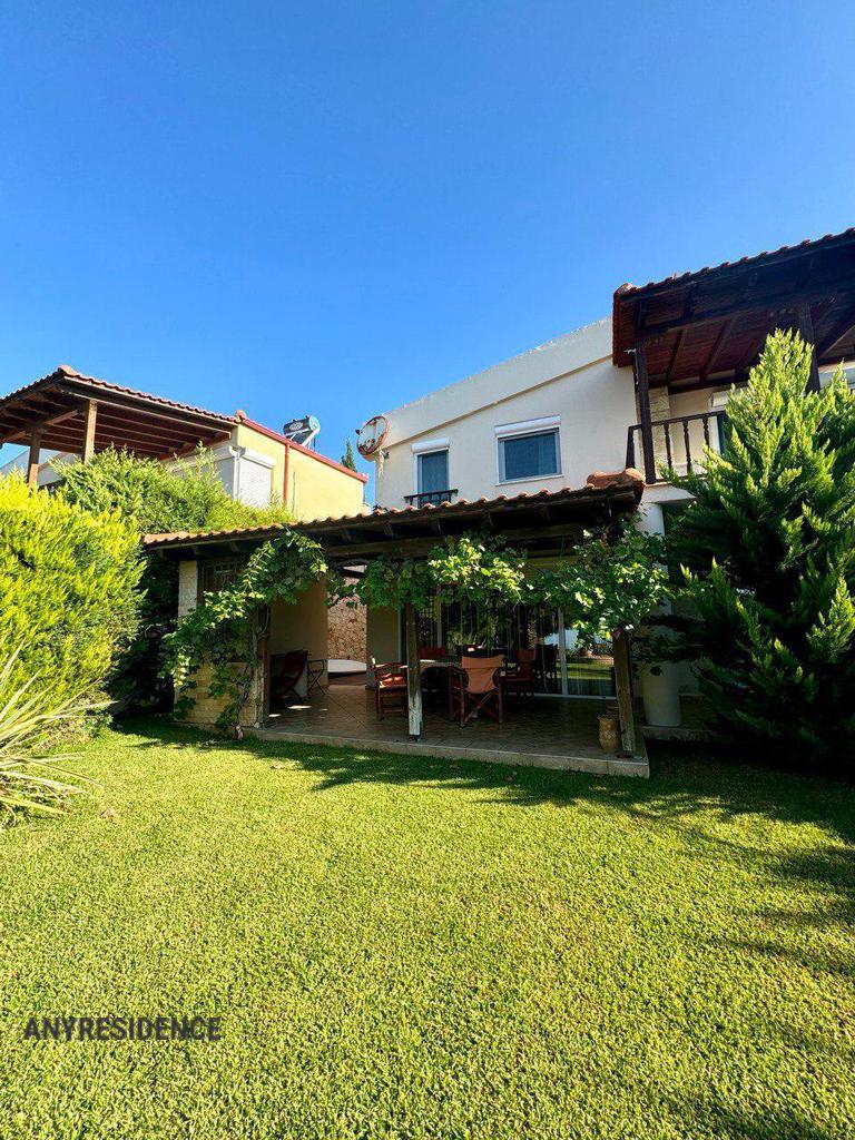 Villa in Nea Skioni, photo #2, listing #2532536