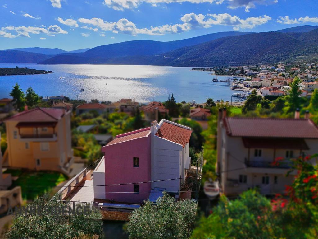 Townhome in Peloponnese, photo #1, listing #2501797