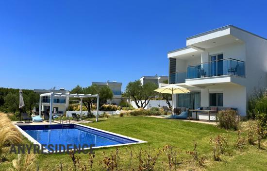 Villa in Sani