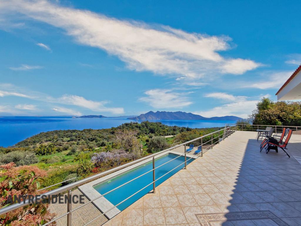 Villa in Administration of the Peloponnese, Western Greece and the Ionian Islands, photo #5, listing #2534191